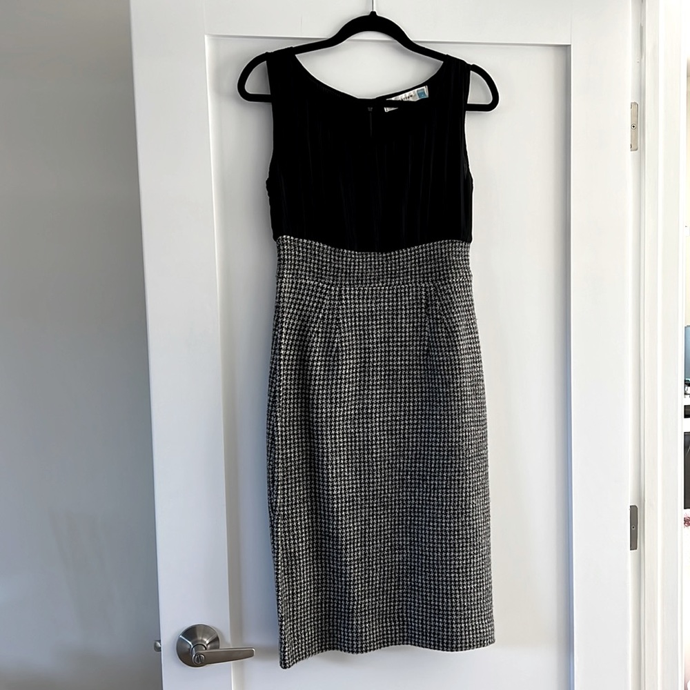 Gorgeous sparrow dress, NWOT, size small